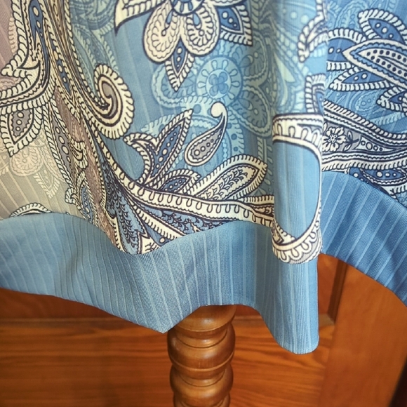 Blue and White Relaxed Hoodie - Picture 8 of 17